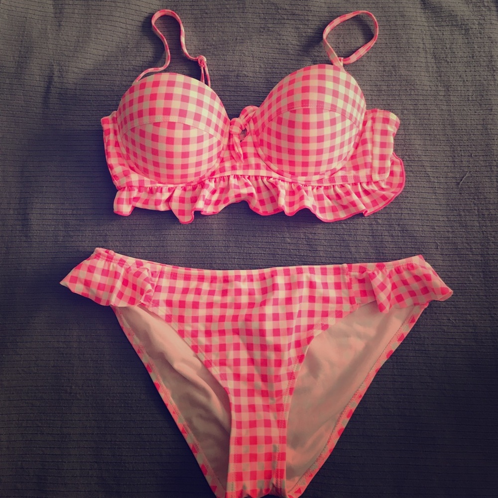 Adorable New Gingham bikini pink